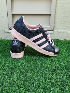 Adidas Superstar Snake-Textured Sneakers in Black & Light Pink Women's SIZE 8.5
